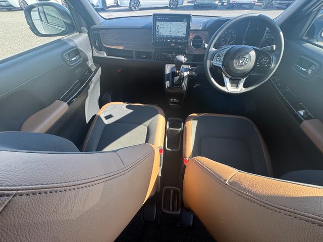 N-ONE オリジナルスタイルプラスアーバン Aクルーズ 衝突被害軽減ブレーキ LEDヘッドライト 横滑り防止装置 フルセグテレビ バックカメラ クリアランスソナー シートH アイドリングストップ スマートキー(4枚目)