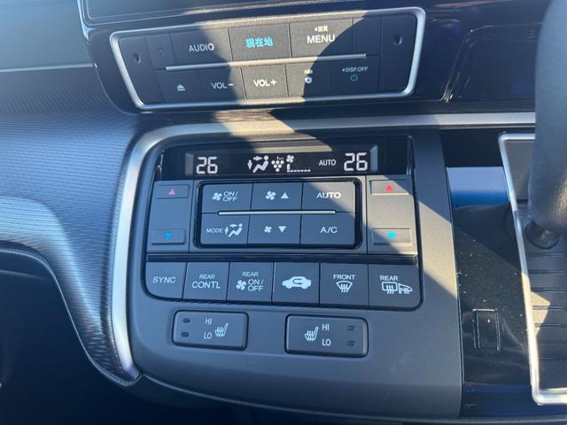 ステップワゴンスパーダ スパーダ・クールスピリットホンダセンシング　サイドエアバック　スマートキ　左右電動スライドドア　バックモニタ　Ｗエアコン　ナビ＆ＴＶ　三列シート　ＵＳＢ　助手席エアバッグ　ＡＡＣ　横滑り防止機能（11枚目）