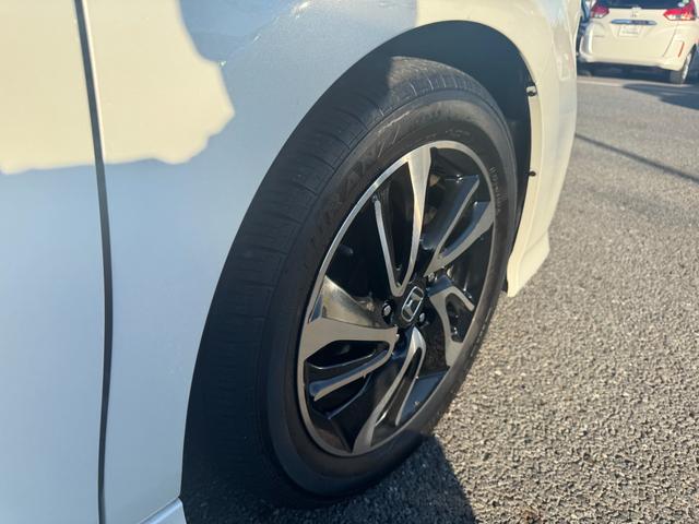 ステップワゴンスパーダ スパーダ・クールスピリットホンダセンシング　サイドエアバック　スマートキ　左右電動スライドドア　バックモニタ　Ｗエアコン　ナビ＆ＴＶ　三列シート　ＵＳＢ　助手席エアバッグ　ＡＡＣ　横滑り防止機能（26枚目）