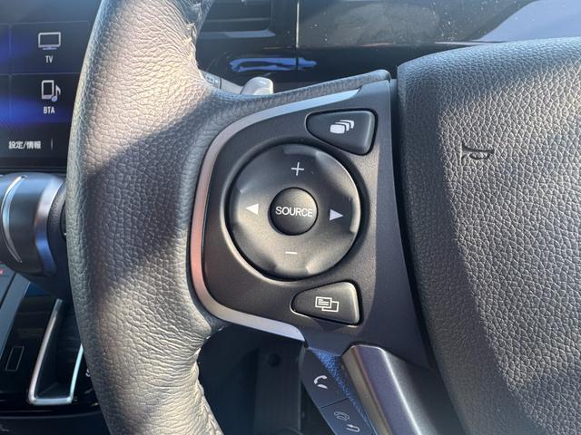 ステップワゴンスパーダ スパーダホンダセンシング　盗難防止　助手席エアバッグ　フロントカメラ　Ｗパワスラ　記録簿有　地デジ　サイドエアバッグ　ベンチシート　ＬＥＤライト　横滑り防止システム　オートエアコン　リアカメラ（15枚目）