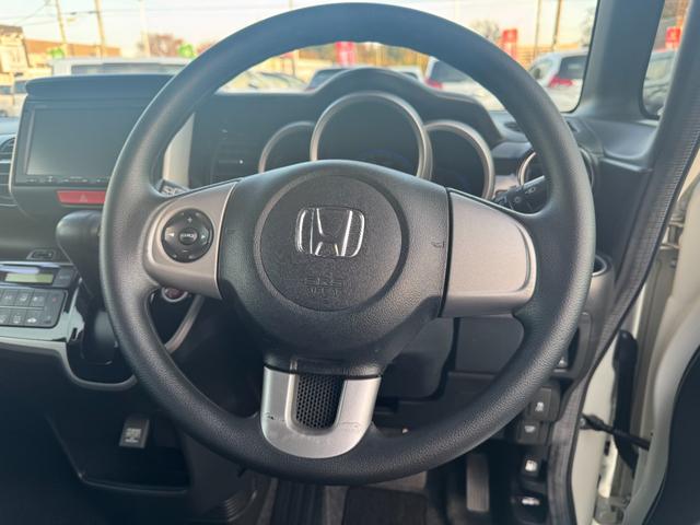 N-BOXカスタム GSSパッケージ 両側パワ-スライドドア LEDランプ TVナビ 整備記録簿 スマ-トキ- Bカメ ETC付き エアコン ESC A-STOP 盗難防止システム パワーウィンドウ DVD ABS(11枚目)