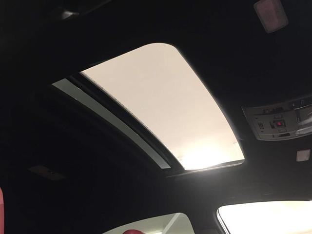 200t Fスポーツ三眼LED サンルーフ パワーバックドア(7枚目)