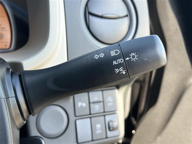 L /純正オーディオ/CD/AM/FM/AUX/スズキセーフティサポート/デュアルカメラブレーキサポート/レーンキープアシスト/アイドリングストップ/コーナーセンサー/シートヒーター/オートライト PS(11枚目)
