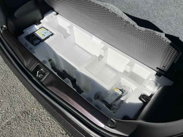 L /純正オーディオ/CD/AM/FM/AUX/スズキセーフティサポート/デュアルカメラブレーキサポート/レーンキープアシスト/アイドリングストップ/コーナーセンサー/シートヒーター/オートライト PS(61枚目)