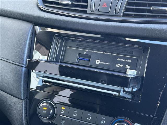 エクストレイル ２０Ｓ　純正７インチナビ／Ｂｌｕｅｔｏｏｔｈ／ＣＤ／ＤＶＤ／ＥＴＣ／４ＷＤ／リモコンキー／バックカメラ／オートライト／純正フロアマット／合皮シート／フルフラットシート／リアウウィンドウ曇り止め／純正１７ＳＷ／（7枚目）