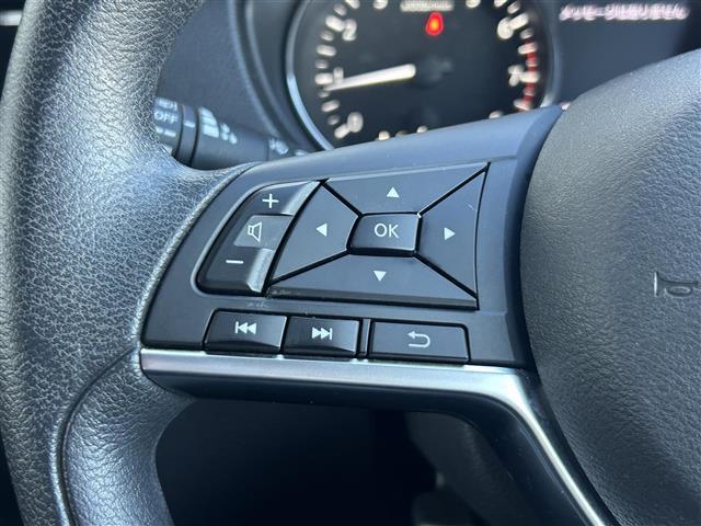 エクストレイル ２０Ｓ　純正７インチナビ／Ｂｌｕｅｔｏｏｔｈ／ＣＤ／ＤＶＤ／ＥＴＣ／４ＷＤ／リモコンキー／バックカメラ／オートライト／純正フロアマット／合皮シート／フルフラットシート／リアウウィンドウ曇り止め／純正１７ＳＷ／（14枚目）