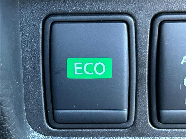 エクストレイル ２０Ｓ　純正７インチナビ／Ｂｌｕｅｔｏｏｔｈ／ＣＤ／ＤＶＤ／ＥＴＣ／４ＷＤ／リモコンキー／バックカメラ／オートライト／純正フロアマット／合皮シート／フルフラットシート／リアウウィンドウ曇り止め／純正１７ＳＷ／（17枚目）