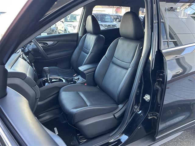 エクストレイル ２０Ｓ　純正７インチナビ／Ｂｌｕｅｔｏｏｔｈ／ＣＤ／ＤＶＤ／ＥＴＣ／４ＷＤ／リモコンキー／バックカメラ／オートライト／純正フロアマット／合皮シート／フルフラットシート／リアウウィンドウ曇り止め／純正１７ＳＷ／（27枚目）