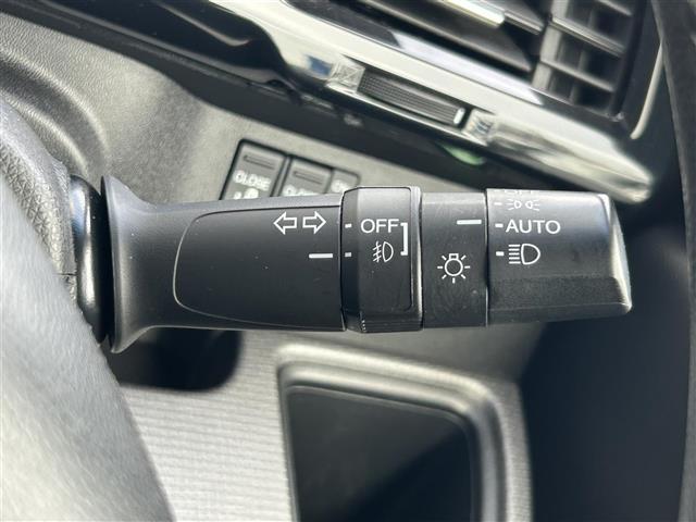 ステップワゴンスパーダ スパーダ　ホンダセンシング　８人乗り／純正１０型ナビ／バックカメラ／Ｂｌｕｅｔｏｏｔｈ／ＣＤ／ＤＶＤ／ＦＭ／ＡＭ／純正後席モニター／両側電動スライドドア／ＥＴＣ／追従クルコン後席オートエアコン／ＬＥＤヘッドライト／純正１６ＡＷ／（21枚目）