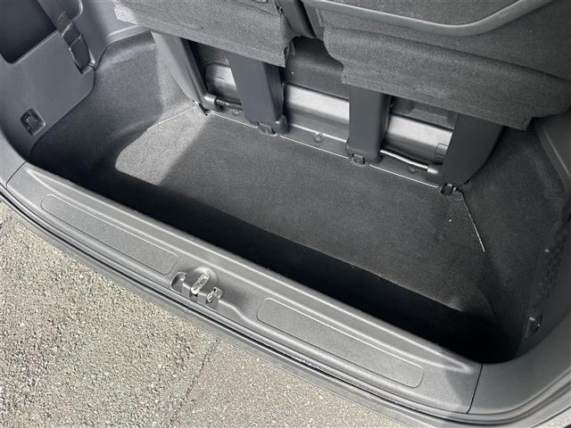 ステップワゴンスパーダ スパーダ　ホンダセンシング　８人乗り／純正１０型ナビ／バックカメラ／Ｂｌｕｅｔｏｏｔｈ／ＣＤ／ＤＶＤ／ＦＭ／ＡＭ／純正後席モニター／両側電動スライドドア／ＥＴＣ／追従クルコン後席オートエアコン／ＬＥＤヘッドライト／純正１６ＡＷ／（33枚目）