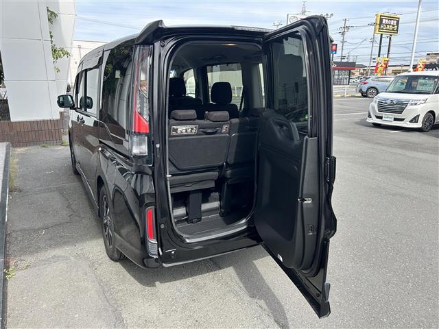 ステップワゴンスパーダ スパーダ　ホンダセンシング　８人乗り／純正１０型ナビ／バックカメラ／Ｂｌｕｅｔｏｏｔｈ／ＣＤ／ＤＶＤ／ＦＭ／ＡＭ／純正後席モニター／両側電動スライドドア／ＥＴＣ／追従クルコン後席オートエアコン／ＬＥＤヘッドライト／純正１６ＡＷ／（41枚目）