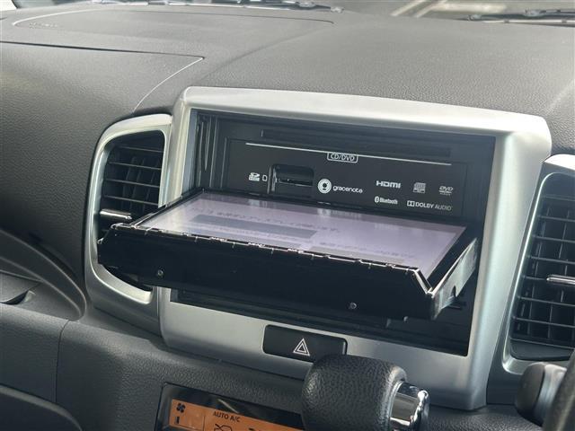 スペーシアカスタム ＸＳターボ　純正８型ナビ／フルセグＴＶ／Ｂｌｕｅｔｏｏｔｈ／ＣＤ／ＤＶＤ／ＵＳＢ／ＥＴＣ／シートヒーターＤ席／オートライト／ドラレコ／プッシュスタートスマートキー／キセノンヘッドライト／エアバッグ／純正１５ＡＷ／（4枚目）