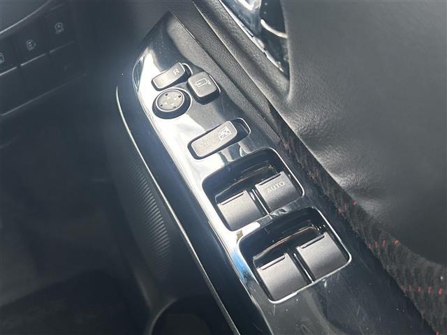 スペーシアカスタム ＸＳターボ　純正８型ナビ／フルセグＴＶ／Ｂｌｕｅｔｏｏｔｈ／ＣＤ／ＤＶＤ／ＵＳＢ／ＥＴＣ／シートヒーターＤ席／オートライト／ドラレコ／プッシュスタートスマートキー／キセノンヘッドライト／エアバッグ／純正１５ＡＷ／（20枚目）