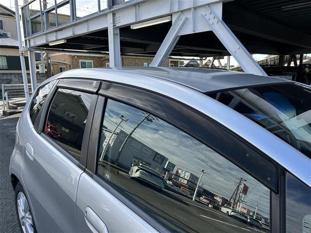 フィットハイブリッド スマートセレクション 社外7型ナビ/CD/DVD/FM/AM/USB/ワンセグTV/バックカメラ/オートライト/ETC車載器/スマートキー/クルーズコントロール/純正フロアマット/エアバッグ/オートエアコン/純正15AW/(39枚目)