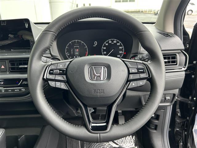 ＷＲ－Ｖ Ｚ　ブラックスタイル　登録済未使用車／ホンダセンシング／追従クルコン／純正ＬＥＤヘッドライト／オートライト／オートハイビーム／横滑り防止装置／衝突被害軽減／レーンキープアシスト／プッシュスタート／スマートキー／純正１７ＡＷ（5枚目）