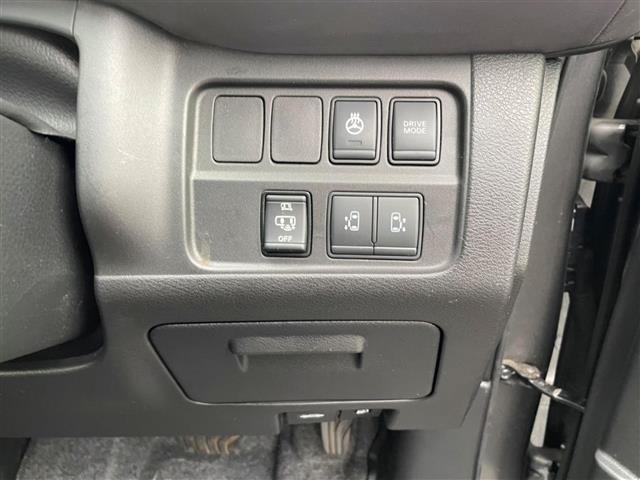 セレナ e-パワー ハイウェイスターV メモリーナビ ETC バックカメラ 両側電動スライドドア 3列シート フルセグ 全周囲カメラ シートヒーター オートクルーズコントロール DVD再生 衝突防止システム LEDヘッドランプ スマートキー(9枚目)