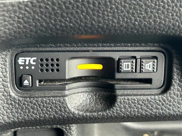 N-BOXカスタム G・Lホンダセンシング 社外7型ナビ/DVD/SD/Bluetooth/USB/フルセグTV/スマートキー/クルーズコントロール/片側電動スライド/純正フロアマット/LEDライト/オートライト/オートハイビーム/純正14AW(3枚目)