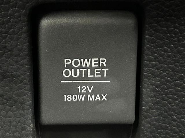 N-BOXカスタム G・Lホンダセンシング 社外7型ナビ/DVD/SD/Bluetooth/USB/フルセグTV/スマートキー/クルーズコントロール/片側電動スライド/純正フロアマット/LEDライト/オートライト/オートハイビーム/純正14AW(5枚目)