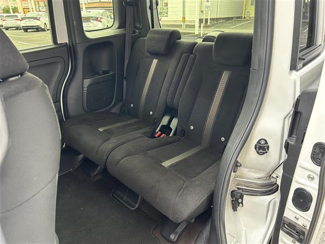 N-BOXカスタム G・Lホンダセンシング 社外7型ナビ/DVD/SD/Bluetooth/USB/フルセグTV/スマートキー/クルーズコントロール/片側電動スライド/純正フロアマット/LEDライト/オートライト/オートハイビーム/純正14AW(28枚目)