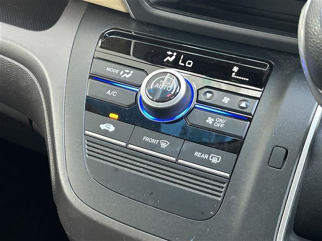 フリード G・ホンダセンシング 社外7インチナビ/Bluetooth/CD/DVD/ホンダセンシング/クルーズコントロール/ETC/両側パワースライドドア/レーンキープアシスト/3列シート/チップアップシート/ドラレコ/純正15AW(20枚目)