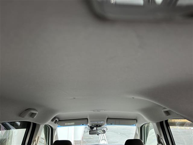 フリード G・ホンダセンシング 社外7インチナビ/Bluetooth/CD/DVD/ホンダセンシング/クルーズコントロール/ETC/両側パワースライドドア/レーンキープアシスト/3列シート/チップアップシート/ドラレコ/純正15AW(31枚目)