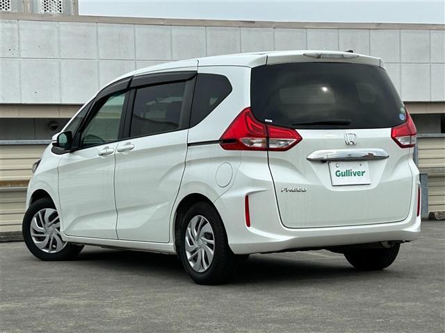 フリード G・ホンダセンシング 社外7インチナビ/Bluetooth/CD/DVD/ホンダセンシング/クルーズコントロール/ETC/両側パワースライドドア/レーンキープアシスト/3列シート/チップアップシート/ドラレコ/純正15AW(37枚目)