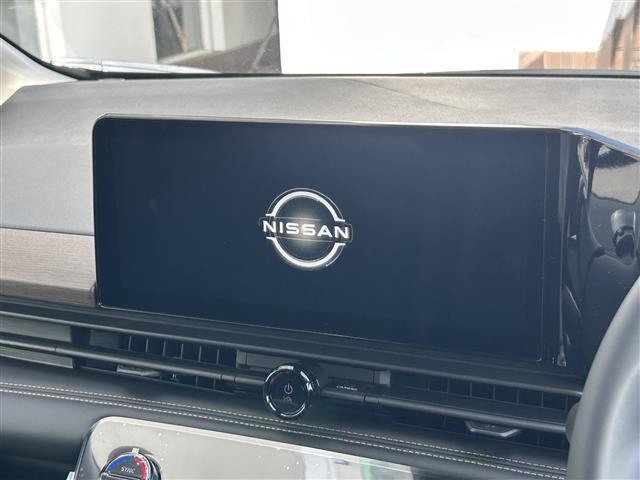 セレナ e-パワー ハイウェイスターV 12.3型NissanConnectナビ/FM/AM/フルセグTV/Bluetooth/ETC2.0/前後ドラレコ/プロパイロット/アラウンドビューモニター/ワイヤレス充電/追従クルコン/純正16AW(2枚目)