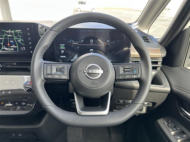セレナ e-パワー ハイウェイスターV 12.3型NissanConnectナビ/FM/AM/フルセグTV/Bluetooth/ETC2.0/前後ドラレコ/プロパイロット/アラウンドビューモニター/ワイヤレス充電/追従クルコン/純正16AW(15枚目)