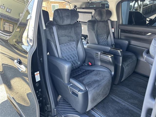 ヴェルファイア ２．５Ｚ　Ｇエディション　純正ナビ／７人乗り／両側電動スライドドア／クルーズコントロール／後席モニター／ＥＴＣ／電動リアゲート／ハンドルヒーター／ＬＥＤヘッドライト／オートライト／オートハイビーム／メモリーシート／純正１８ＡＷ（22枚目）