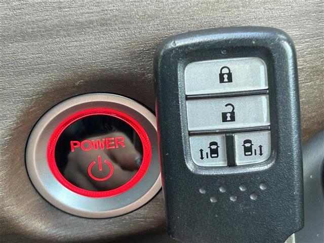 フリードハイブリッド ハイブリッド・Gホンダセンシング 7人乗り/純正7型ナビ/フルセグTV/CD/DVD/Bluetooth/バックカメラ/ETC車載器/両側電動スライド/追従クルーズコントロール/オートライト/LEDヘッドライト/前後コーナーセンサー/(10枚目)