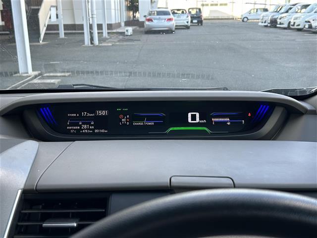 フリードハイブリッド ハイブリッド・Gホンダセンシング 7人乗り/純正7型ナビ/フルセグTV/CD/DVD/Bluetooth/バックカメラ/ETC車載器/両側電動スライド/追従クルーズコントロール/オートライト/LEDヘッドライト/前後コーナーセンサー/(13枚目)