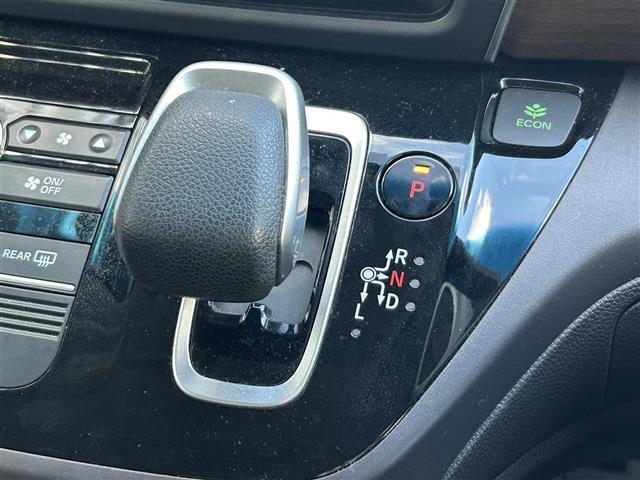 フリードハイブリッド ハイブリッド・Gホンダセンシング 7人乗り/純正7型ナビ/フルセグTV/CD/DVD/Bluetooth/バックカメラ/ETC車載器/両側電動スライド/追従クルーズコントロール/オートライト/LEDヘッドライト/前後コーナーセンサー/(20枚目)