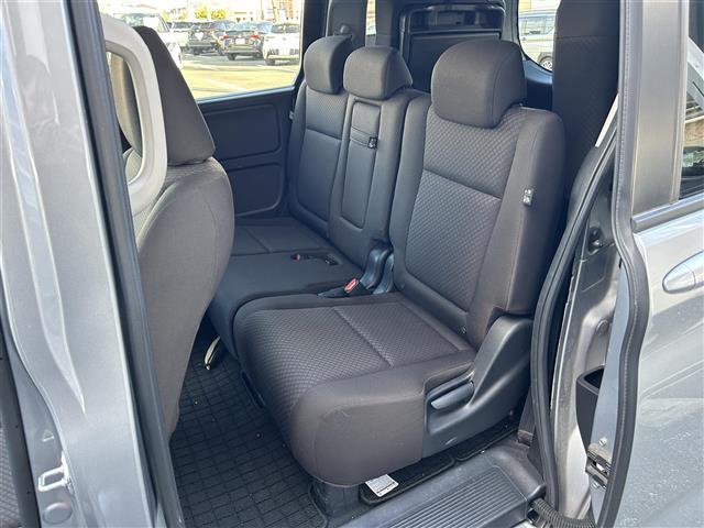 フリードハイブリッド ハイブリッド・Gホンダセンシング 7人乗り/純正7型ナビ/フルセグTV/CD/DVD/Bluetooth/バックカメラ/ETC車載器/両側電動スライド/追従クルーズコントロール/オートライト/LEDヘッドライト/前後コーナーセンサー/(25枚目)