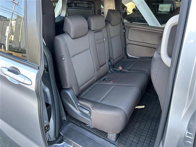 フリードハイブリッド ハイブリッド・Gホンダセンシング 7人乗り/純正7型ナビ/フルセグTV/CD/DVD/Bluetooth/バックカメラ/ETC車載器/両側電動スライド/追従クルーズコントロール/オートライト/LEDヘッドライト/前後コーナーセンサー/(26枚目)