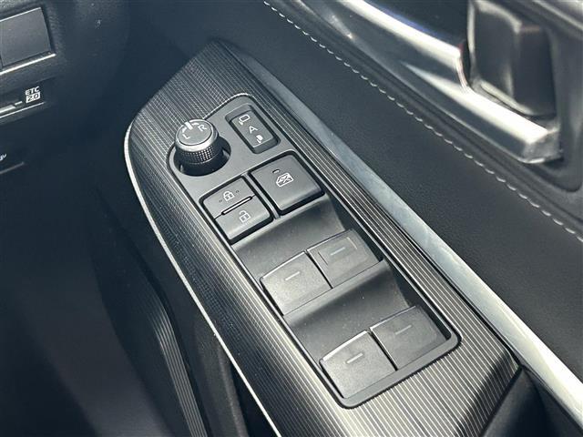 ハリアーハイブリッド Ｇ　１２．３インチディスプレイオーディオ／ＦＭ／ＡＭ／フルセグＴＶ／Ｂｌｕｅｔｏｏｔｈ／クルーズコントロール／スマートキー／スペアキー／プッシュスタート／ビルトインＥＴＣ２．０／バックカメラ／前方ドラレコ（21枚目）