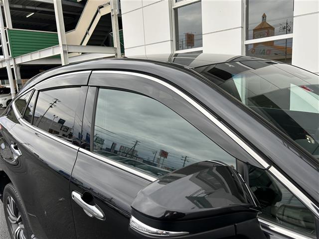 ハリアーハイブリッド Ｇ　１２．３インチディスプレイオーディオ／ＦＭ／ＡＭ／フルセグＴＶ／Ｂｌｕｅｔｏｏｔｈ／クルーズコントロール／スマートキー／スペアキー／プッシュスタート／ビルトインＥＴＣ２．０／バックカメラ／前方ドラレコ（41枚目）