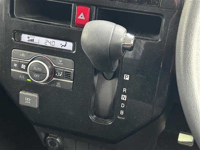 ルーミー Ｇ－Ｔ　スマートアシスト／純正７インチナビ／ＦＭ／ＡＭ／ＣＤ／ＳＤ／Ｂｌｕｅｔｏｏｔｈ／フルセグＴＶ／ビルトインＥＴＣ／両側電動スライド／スマートキー／スペアキー／ドラレコ／オートライト／オートハイビーム／（18枚目）