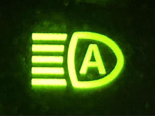 ルーミー Ｇ－Ｔ　スマートアシスト／純正７インチナビ／ＦＭ／ＡＭ／ＣＤ／ＳＤ／Ｂｌｕｅｔｏｏｔｈ／フルセグＴＶ／ビルトインＥＴＣ／両側電動スライド／スマートキー／スペアキー／ドラレコ／オートライト／オートハイビーム／（20枚目）