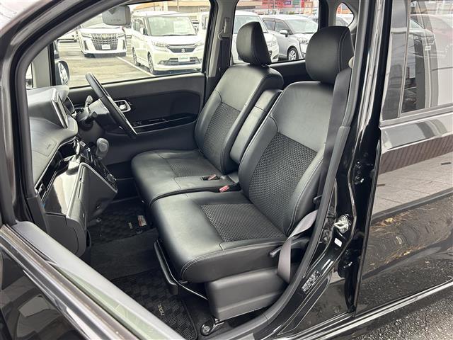 ムーヴ カスタム　ＲＳ　ハイパーリミテッドＳＡＩＩＩ　純正７型ナビ／ＦＭ／ＡＭ／ＣＤ／ＤＶＤ／ＳＤ／Ｂｌｕｅｔｏｏｔｈ／フルセグＴＶ／ＥＴＣ車載器／全周囲カメラ／ドラレコ／オートライト／オートハイビーム／純正フロアマット／コーナーセンサー／純正１５ＡＷ／（18枚目）