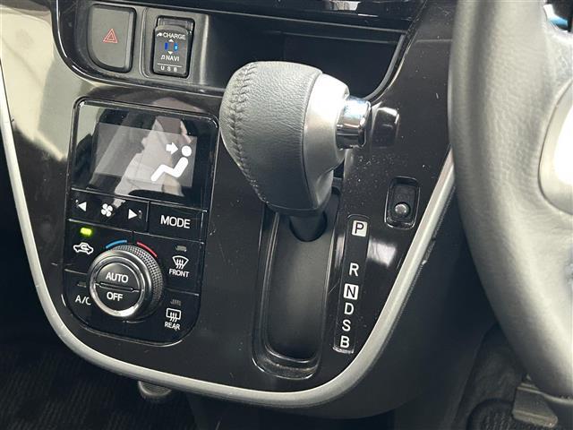 ムーヴ カスタム　ＲＳ　ハイパーリミテッドＳＡＩＩＩ　純正７型ナビ／ＦＭ／ＡＭ／ＣＤ／ＤＶＤ／ＳＤ／Ｂｌｕｅｔｏｏｔｈ／フルセグＴＶ／ＥＴＣ車載器／全周囲カメラ／ドラレコ／オートライト／オートハイビーム／純正フロアマット／コーナーセンサー／純正１５ＡＷ／（31枚目）