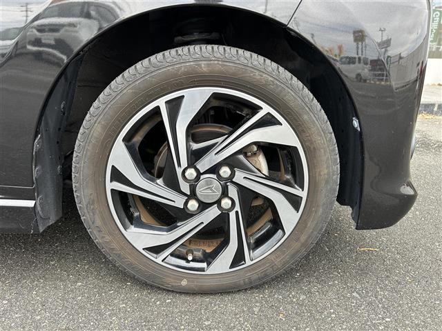 ムーヴ カスタム　ＲＳ　ハイパーリミテッドＳＡＩＩＩ　純正７型ナビ／ＦＭ／ＡＭ／ＣＤ／ＤＶＤ／ＳＤ／Ｂｌｕｅｔｏｏｔｈ／フルセグＴＶ／ＥＴＣ車載器／全周囲カメラ／ドラレコ／オートライト／オートハイビーム／純正フロアマット／コーナーセンサー／純正１５ＡＷ／（42枚目）