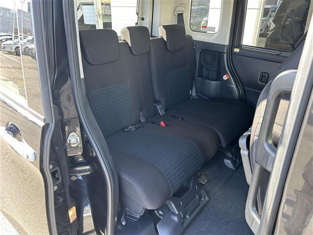 ルーミー カスタムＧ　純正９インチディスプレイオーディオ／Ｂｌｕｅｔｏｏｔｈ／フルセグ／ＡｐｐｌｅＣａｒＰｌａｙ／ＡｎｄｒｏｉｄＡｕｔｏ／追従クルコン／全周囲カメラ／ＥＴＣ／前後ドラレコ／両側電動スライド／オートハイビーム（24枚目）