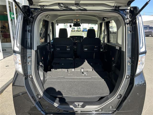 ルーミー カスタムＧ　純正９インチディスプレイオーディオ／Ｂｌｕｅｔｏｏｔｈ／フルセグ／ＡｐｐｌｅＣａｒＰｌａｙ／ＡｎｄｒｏｉｄＡｕｔｏ／追従クルコン／全周囲カメラ／ＥＴＣ／前後ドラレコ／両側電動スライド／オートハイビーム（27枚目）