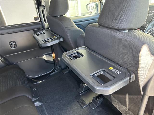 ルーミー カスタムＧ　純正９インチディスプレイオーディオ／Ｂｌｕｅｔｏｏｔｈ／フルセグ／ＡｐｐｌｅＣａｒＰｌａｙ／ＡｎｄｒｏｉｄＡｕｔｏ／追従クルコン／全周囲カメラ／ＥＴＣ／前後ドラレコ／両側電動スライド／オートハイビーム（28枚目）