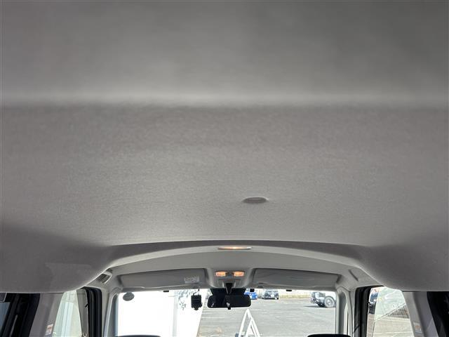 ルーミー カスタムＧ　純正９インチディスプレイオーディオ／Ｂｌｕｅｔｏｏｔｈ／フルセグ／ＡｐｐｌｅＣａｒＰｌａｙ／ＡｎｄｒｏｉｄＡｕｔｏ／追従クルコン／全周囲カメラ／ＥＴＣ／前後ドラレコ／両側電動スライド／オートハイビーム（29枚目）