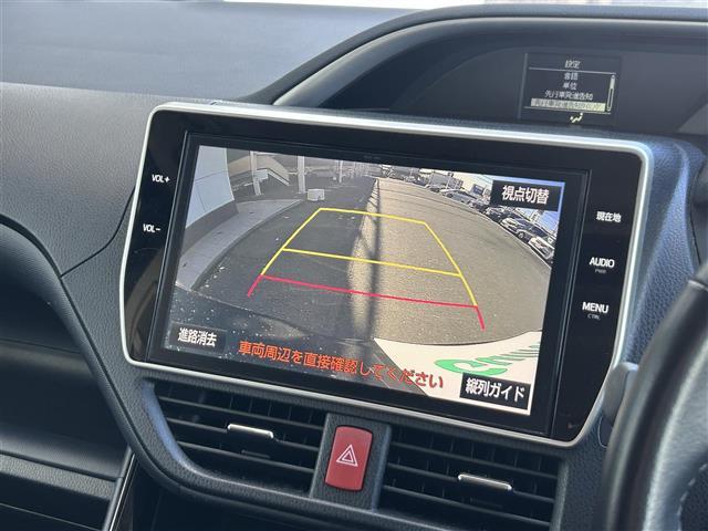 ヴォクシー ＺＳ　煌ＩＩ　７人乗り／純正１０型ナビ／ＦＭ／ＡＭ／ＣＤ／ＤＶＤ／ＳＤ／Ｂｌｕｅｔｏｏｔｈ／後席モニター／両側電動スライドドア／ビルトインＥＴＣ２．０／ドラレコ／オートライト／オートハイビーム／ＬＥＤヘッドライト／（3枚目）
