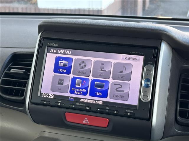 N-BOX G・Lパッケージ 純正7型ナビ/FM/AM/CD/DVD/SD/Bluetooth/両側電動スライドドア/ETC/バックカメラ/前方ドラレコ/オートライト/ベンチシート/フラットシート/純正フロアマット/純正14AW/(3枚目)