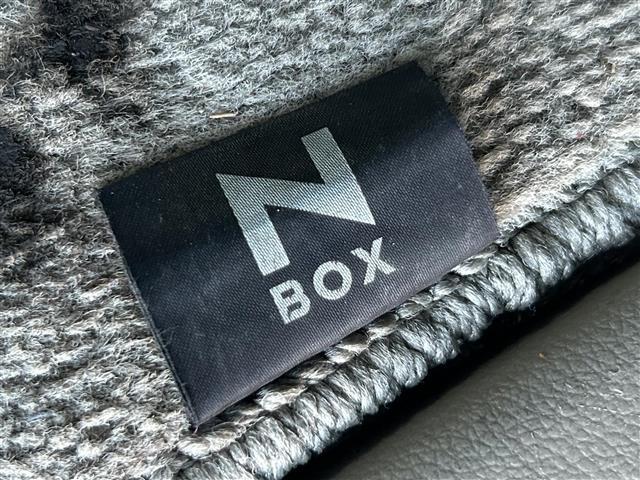 N-BOX G・Lパッケージ 純正7型ナビ/FM/AM/CD/DVD/SD/Bluetooth/両側電動スライドドア/ETC/バックカメラ/前方ドラレコ/オートライト/ベンチシート/フラットシート/純正フロアマット/純正14AW/(18枚目)