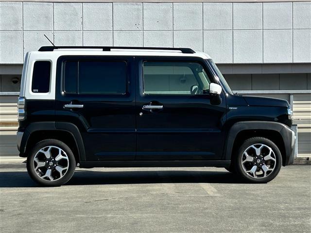 ハスラー Ｊスタイル　純正９インチナビ／ＣＤ／ＤＶＤ／Ｂｌｕｅｔｏｏｔｈ／フルセグＴＶ／ビルトインＥＴＣ車載器／全周囲カメラ／前後ドラレコ／オートライト／オートハイビーム／ＬＥＤヘッドライト／純正フロアマット／スペアキー／（35枚目）