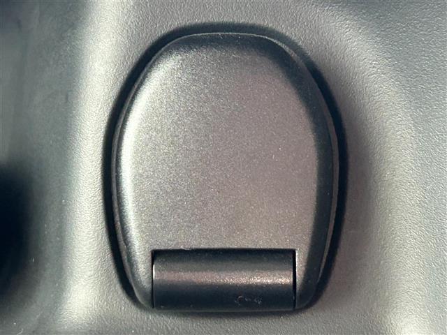 セレナ e-パワー ハイウェイスターV プロパイロット/純正10型ナビ/CD/DVD/ブルーレイ/Bluetooth/フルセグTV/両側電動スライドドア/フリップダウンモニター/追従クルコン/ビルトインETC/全周囲カメラ/オートハイビーム(15枚目)